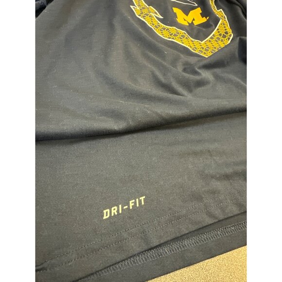 Nike Michigan Wolverines Dri-FIT Athletic Cut T-Shirt Size L - Picture 7 of 7
